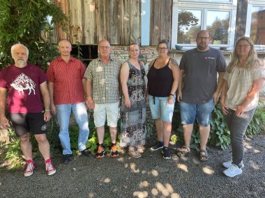 von links nach rechts: Der neue Ortsgemeinderat | Reiner Orfgen, Michael Schneider, Wolfgang Schumacher, Juliane Templin, Herdis Geiler, Andreas Neuser, Michaela Neugebauer. (Foto: Ingo Schöler)