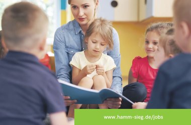 Illustration zum Thema Kindergarten/Erzieherin